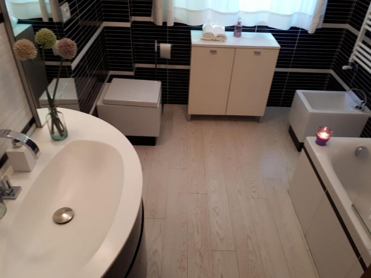 B&B Casa Di Laura 贝内文托 外观 照片